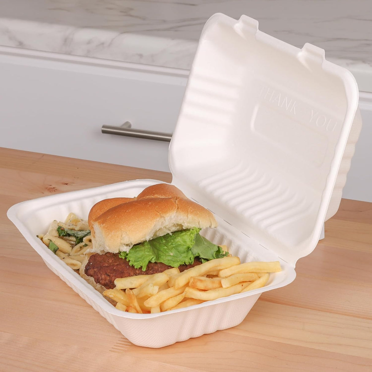 Clamshell Takeaway Boxes - 50-Pack 900ml Takeaway Containers with Lids